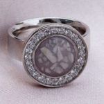 sieraden met as